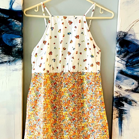 American Eagle Beautiful dress - Picture 2 of 3